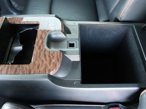 Used 2019 Nissan Armada SL w/ Premium Package image 27