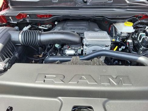 New 2026 RAM 1500 4x4 Crew Cab image 17