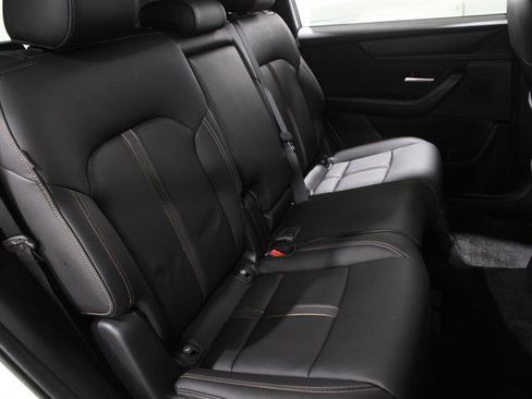 Certified 2025 MAZDA CX-90 3.3 Turbo w/ Select Package image 17