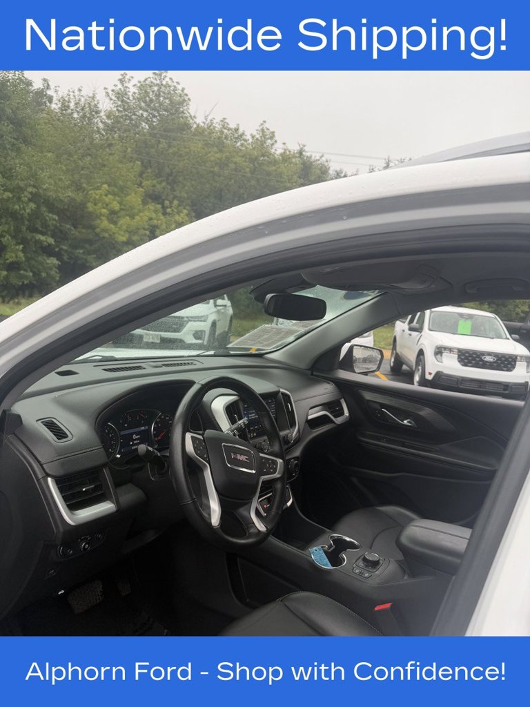 Used 2024 GMC Terrain SLT AWD/4WD image 15