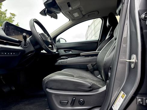 Certified 2024 Nissan Ariya AWD image 14