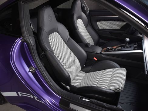 Used 2023 Porsche 911 Sport Classic RWD image 18