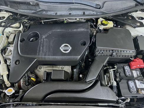 Used 2015 Nissan Altima 2.5 SL w/ Technology Package FWD image 33