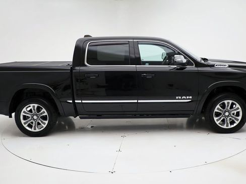 Used 2023 RAM 1500 Limited w/ Body Color Bumper Group AWD/4WD image 3