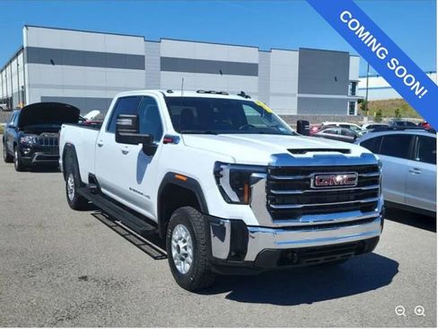 Used 2024 GMC Sierra 2500 SLE w/ SLE Value Package; AWD/4WD image 1