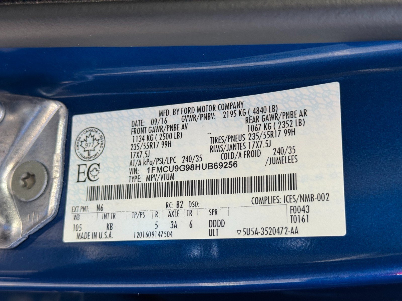 Used 2017 Ford Escape SE w/ Equipment Group 201A AWD/4WD image 37