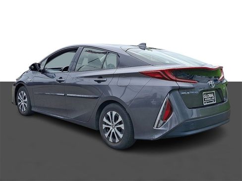 Used 2020 Toyota Prius Prime XLE image 5