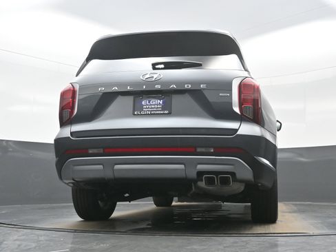 Used 2023 Hyundai Palisade Limited image 32