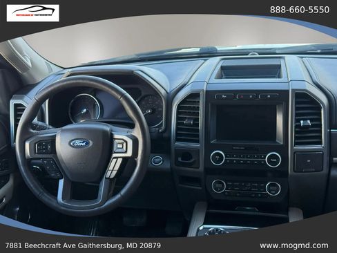 Used 2019 Ford Expedition XLT w/ Equipment Group 202A RWD image 30