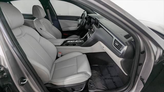 Used 2023 Genesis G70 2.0T RWD image 23