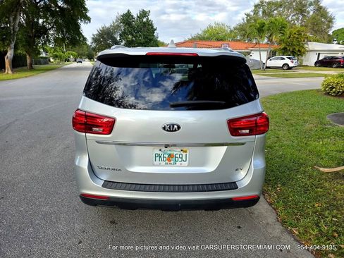 Used 2021 Kia Sedona EX image 58