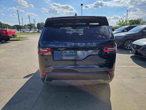 Used 2017 Land Rover Discovery HSE AWD/4WD image 5