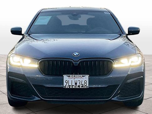 Used 2023 BMW 540i w/ M Sport Package image 3