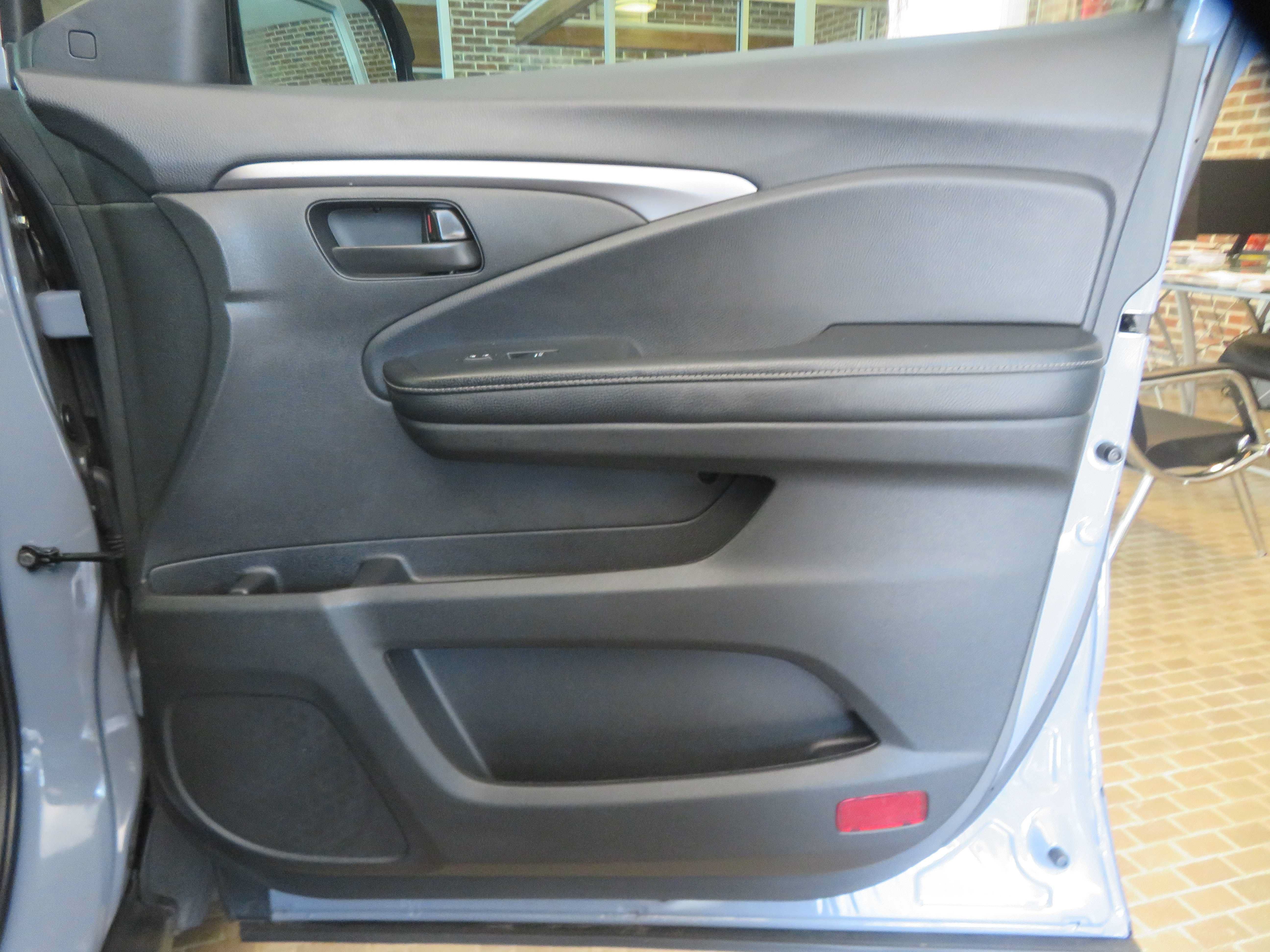 Used 2022 Honda Passport EX-L image 24