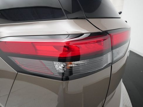 Certified 2024 Nissan Pathfinder Platinum w/ Cargo Package image 34