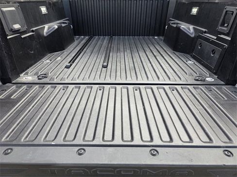 Used 2025 Toyota Tacoma Limited image 23