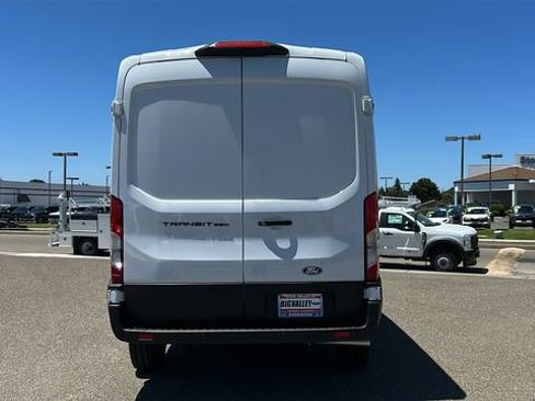 New 2026 Ford Transit 250 148 Medium Roof RWD image 4