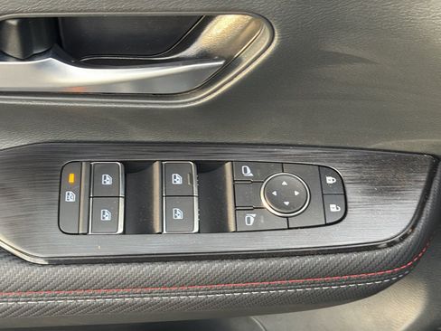 New 2026 Nissan Kicks SR w/ SR Premium Package image 18