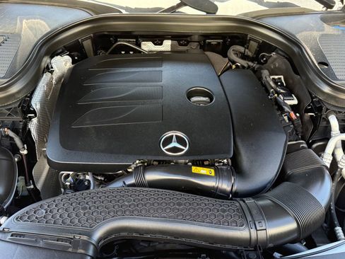 Used 2022 Mercedes-Benz GLC 300 image 43