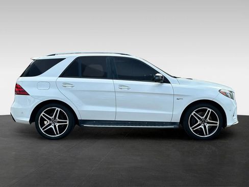 Used 2017 Mercedes-Benz GLE 43 AMG 4MATIC image 8