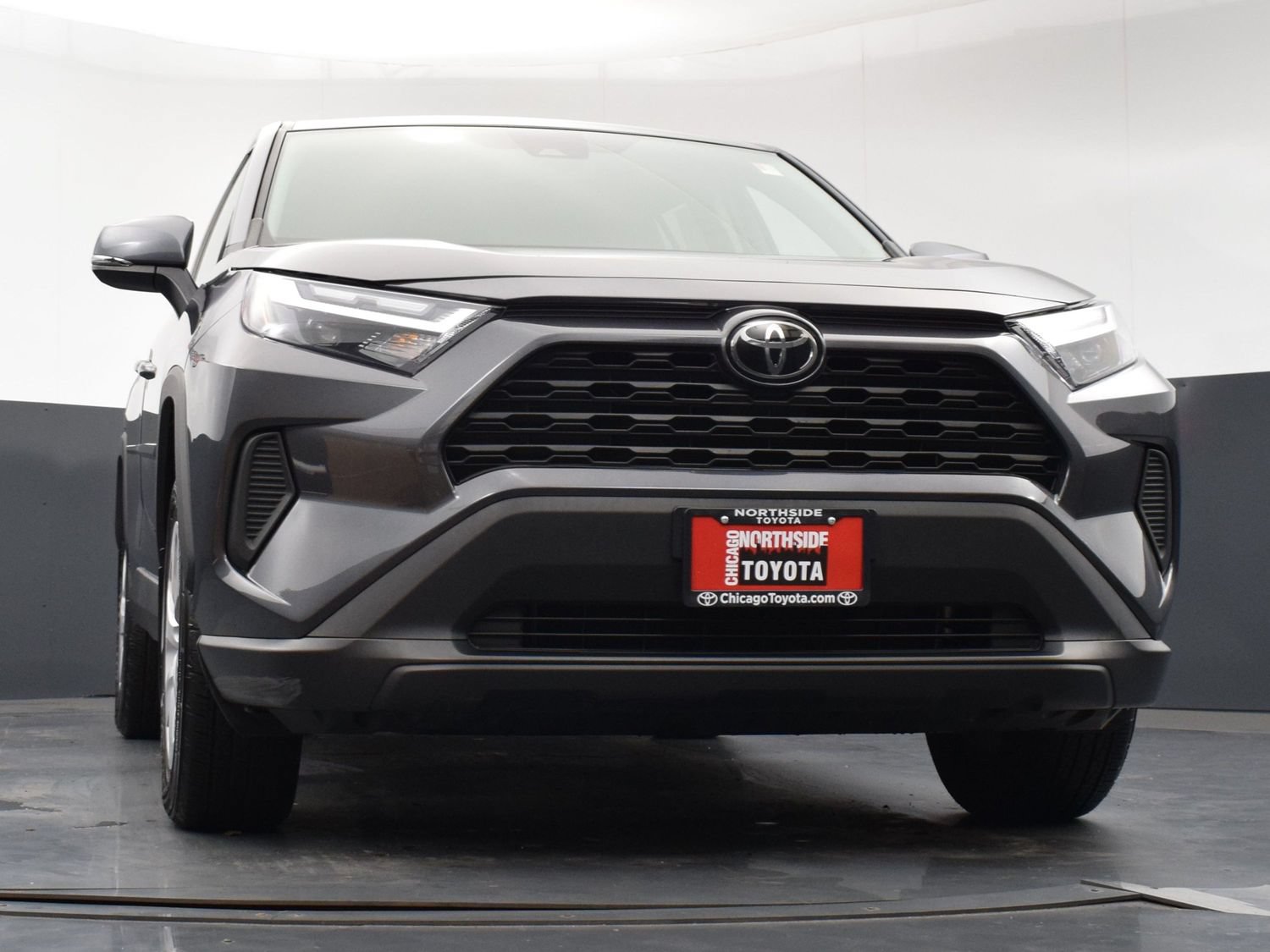 Used 2023 Toyota RAV4 LE AWD/4WD image 29