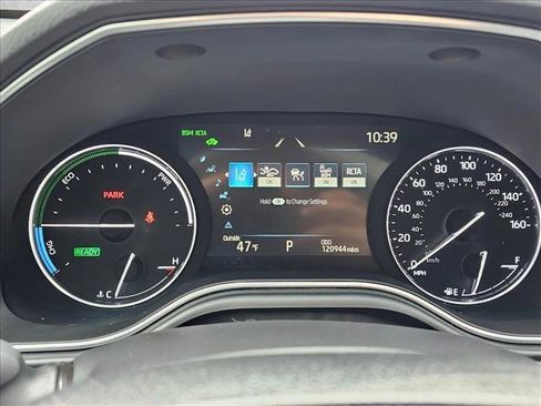 Used 2022 Toyota Avalon XLE w/ Moonroof Package image 22