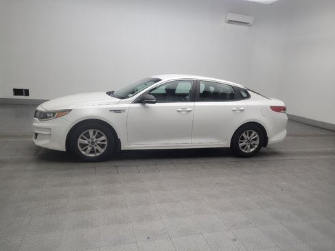Used 2016 Kia Optima LX FWD image 2
