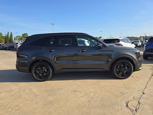 New 2026 Kia Sorento SX Prestige image 8