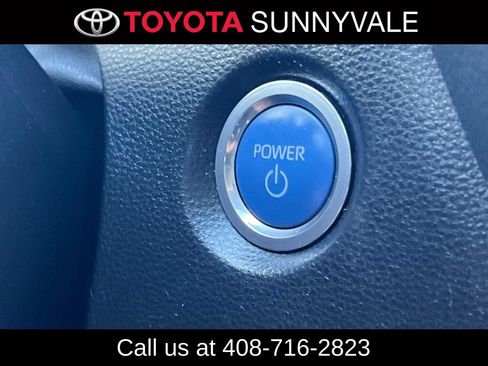 Used 2021 Toyota Corolla LE FWD image 25