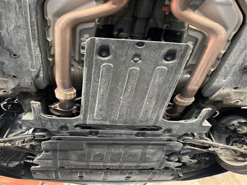 Used 2015 Hyundai Genesis 3.8 image 18