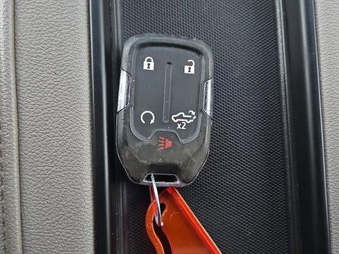 Used 2020 Chevrolet Silverado 2500 LTZ w/ LTZ Premium Package image 31