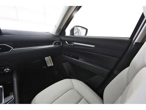 Certified 2025 MAZDA CX-5 AWD 2.5 S w/ Preferred Package image 10