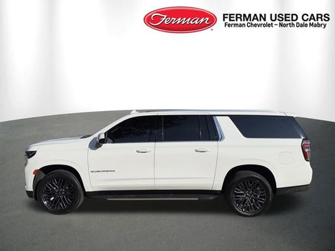 Used 2021 Chevrolet Suburban LT image 6