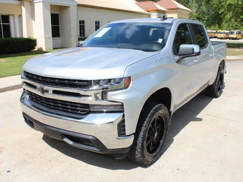 Used 2022 Chevrolet Silverado 1500 LT image 8