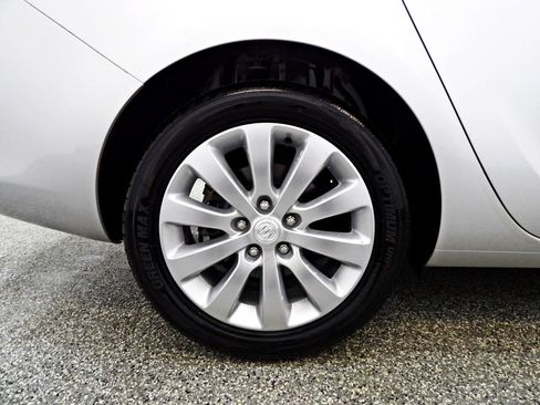 Used 2016 Buick Verano w/ Comfort Package FWD image 25