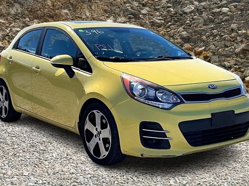 Used 2016 Kia Rio SX image 9