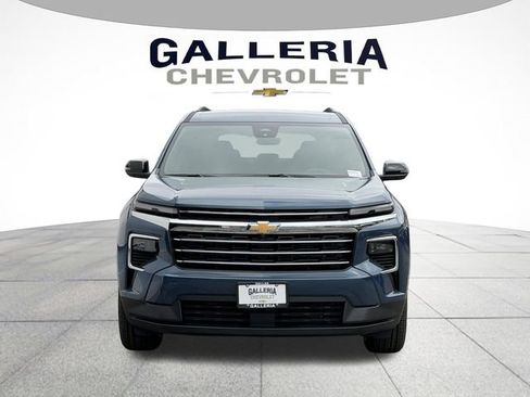 New 2026 Chevrolet Traverse LT w/ Driver Confidence Package image 3