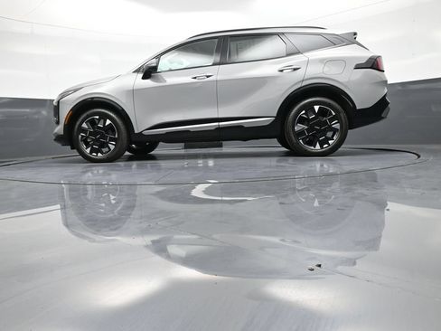 Certified 2026 Kia Sportage SX AWD/4WD image 34