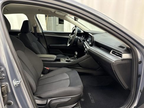 Used 2023 Kia K5 LXS image 27