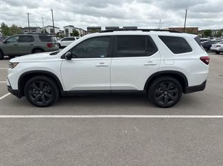 Used 2025 Honda Pilot Sport video 2