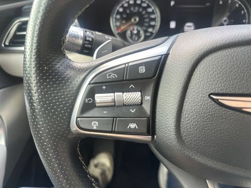 Used 2025 Genesis G70 2.5T AWD/4WD image 10