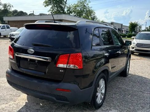 Used 2011 Kia Sorento EX w/ Premium Pkg FWD image 5