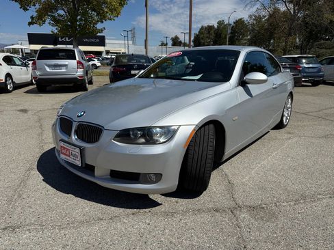 Used 2009 BMW 328i Convertible image 7