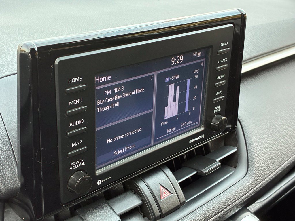 Used 2021 Toyota RAV4 XLE w/ XLE Grade Weather Package AWD/4WD image 9