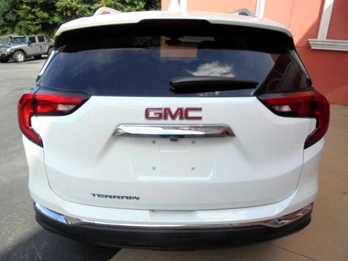 Used 2020 GMC Terrain SLT image 32