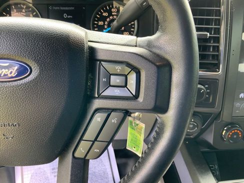 Used 2018 Ford F150 XLT w/ Equipment Group 302A Luxury AWD/4WD image 15