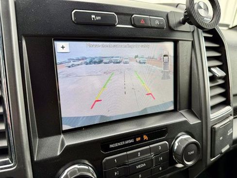 Certified 2018 Ford F150 XLT w/ Equipment Group 302A Luxury image 27