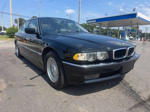 Used 2001 BMW 740iL RWD image 8