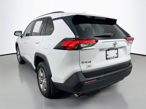 Used 2025 Toyota RAV4 XLE w/ Convenience Package FWD image 8