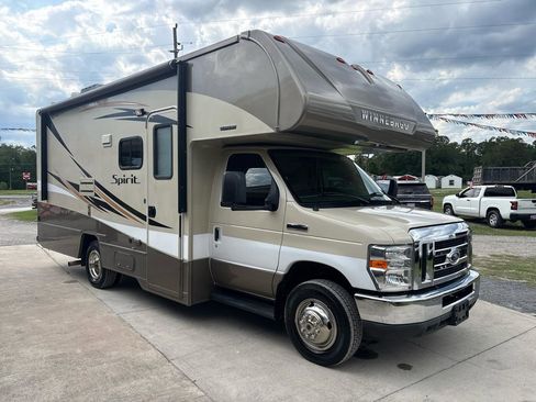 Used 2018 Ford E-350 and Econoline 350 Super Duty w/ Motorhome Prep Package RWD image 3